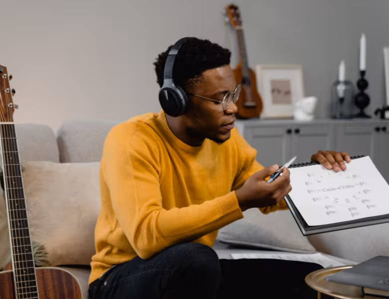 The Practical Guide to Modern Music Theory for Guitarists : la théorie musicale enfin pensée pour guitaristes