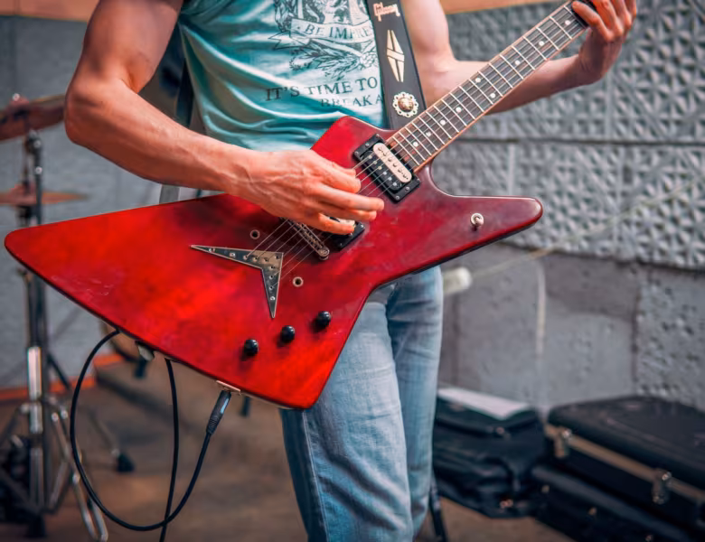 Creative Guitar 1 de Guthrie Govan : sortir de l&rsquo;ornière technique