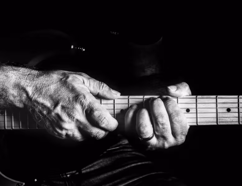 Left-hand Techniques : muscler sa main gauche avec méthode