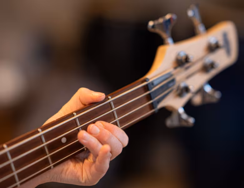 Harmonic Minor, Melodic Minor, and Diminished Scales for Guitar : trois gammes clés pour sortir du diatonique