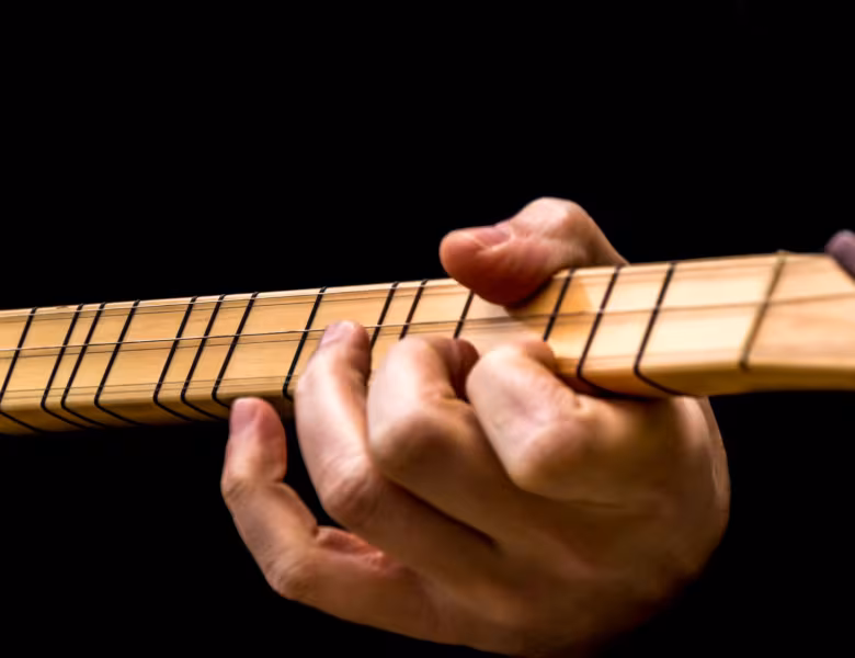 Exploring Jazz Guitar : une porte d&rsquo;entrée en douceur vers l&rsquo;harmonie jazz