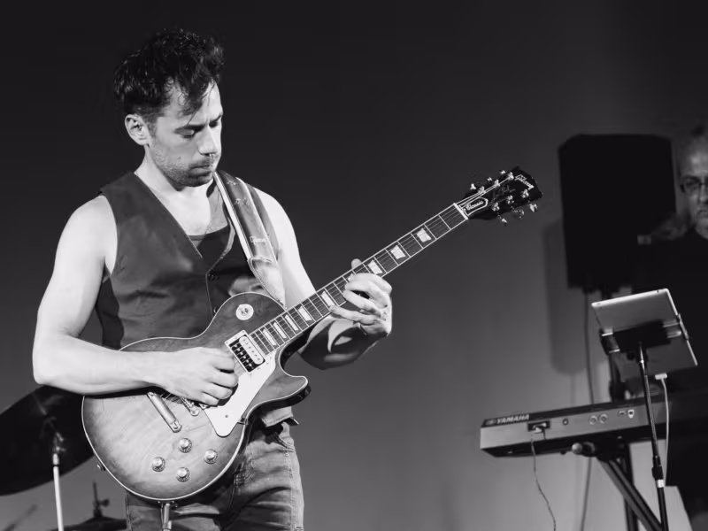 Guitare : 160 portraits de légende, en images et en mots
