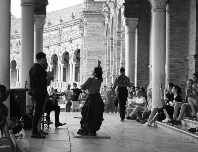 Guitaristes, une encyclopédie vivante de la guitare, vol. 2 : blues, flamenco, Balkans et tapping