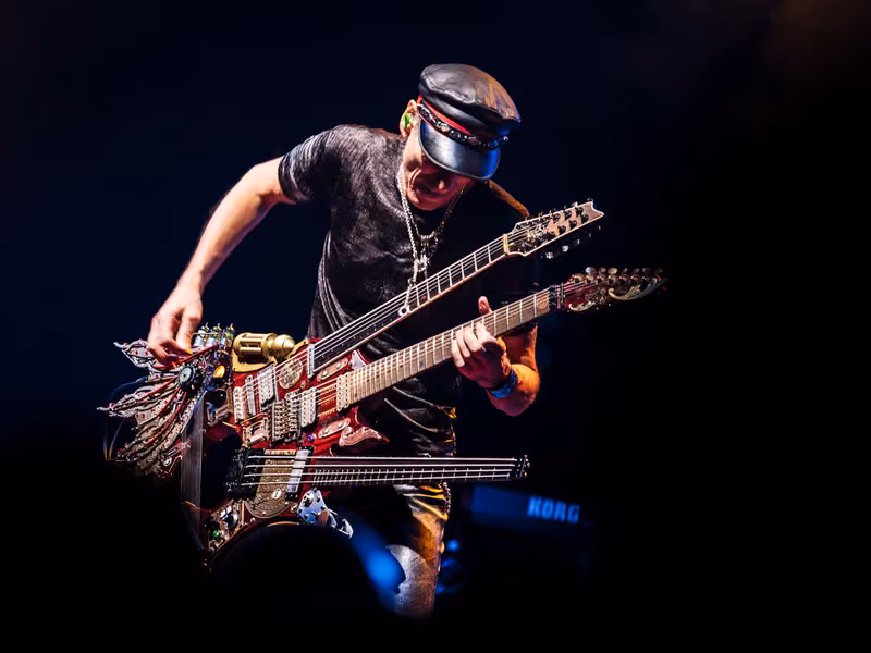 Steve Vai : portrait, style technique et discographie