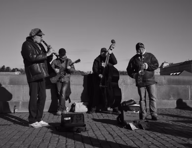 Le lydien dominant à la guitare : 5 – en situation